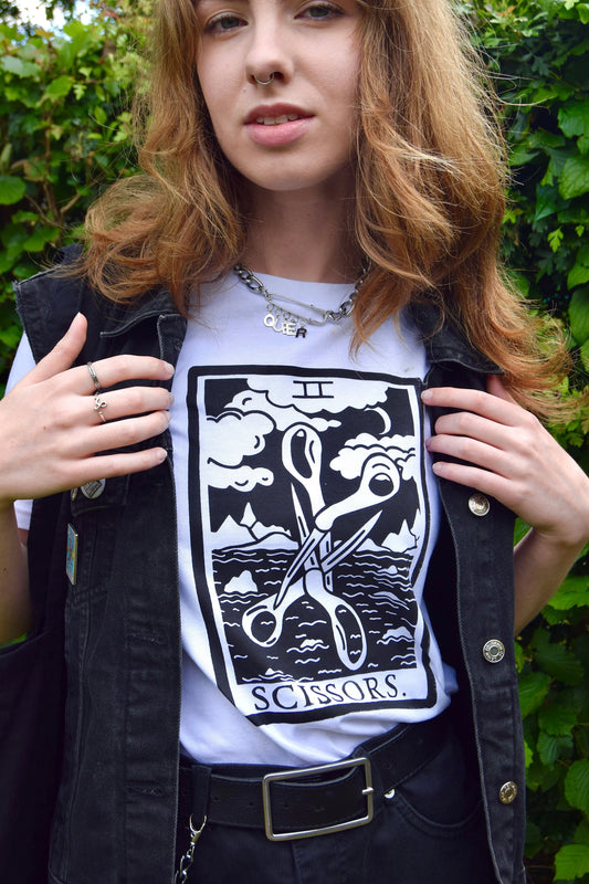 Queer kilt pin chunky chain choker necklace Leftbians