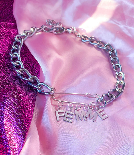 Femme kilt pin chunky chain choker necklace Leftbians