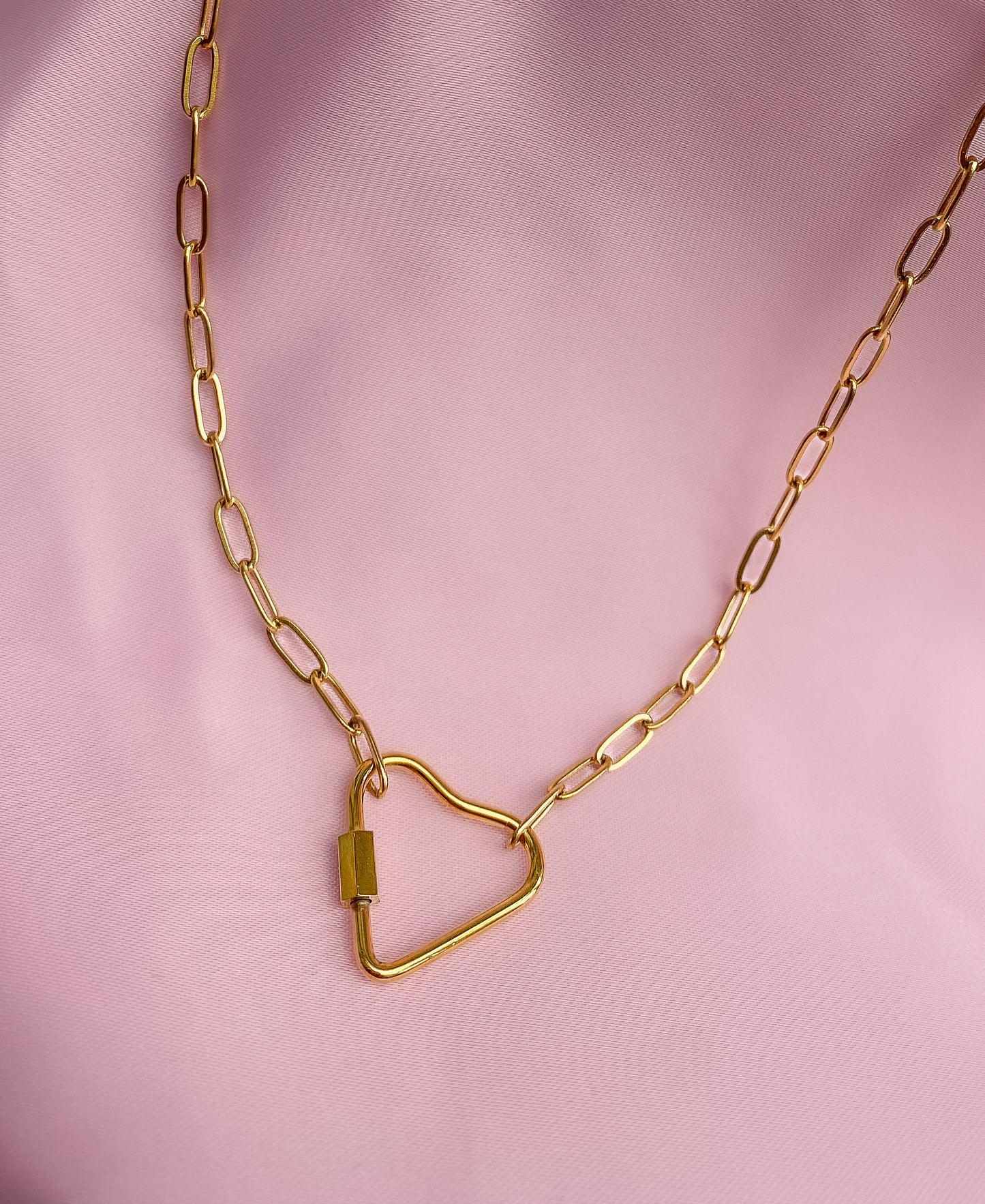 Gold heart carabiner necklace in 304 stainless steel