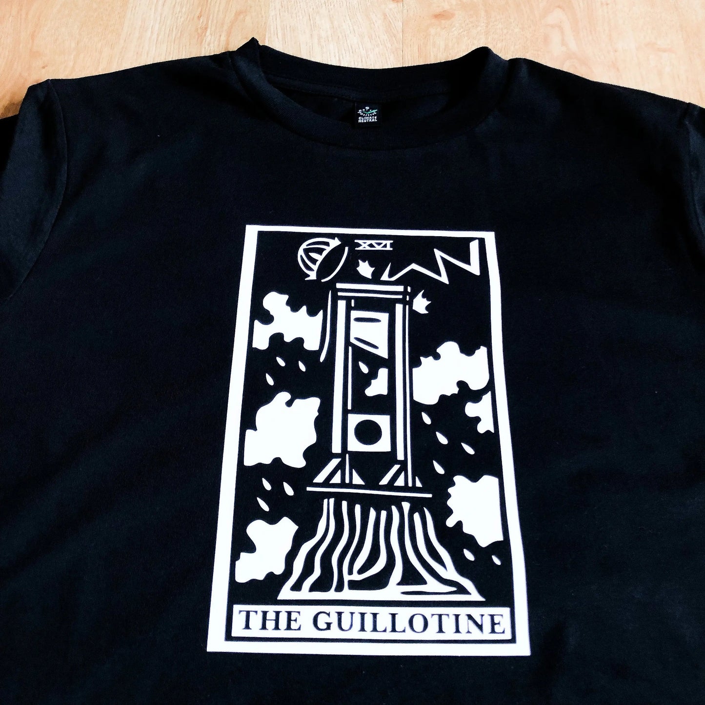 The GUILLOTINE, tarot card black T-shirt Leftbians