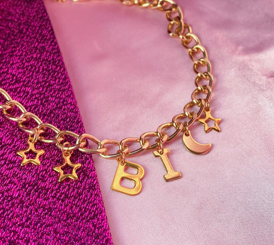 BI gold colour letter charm necklace