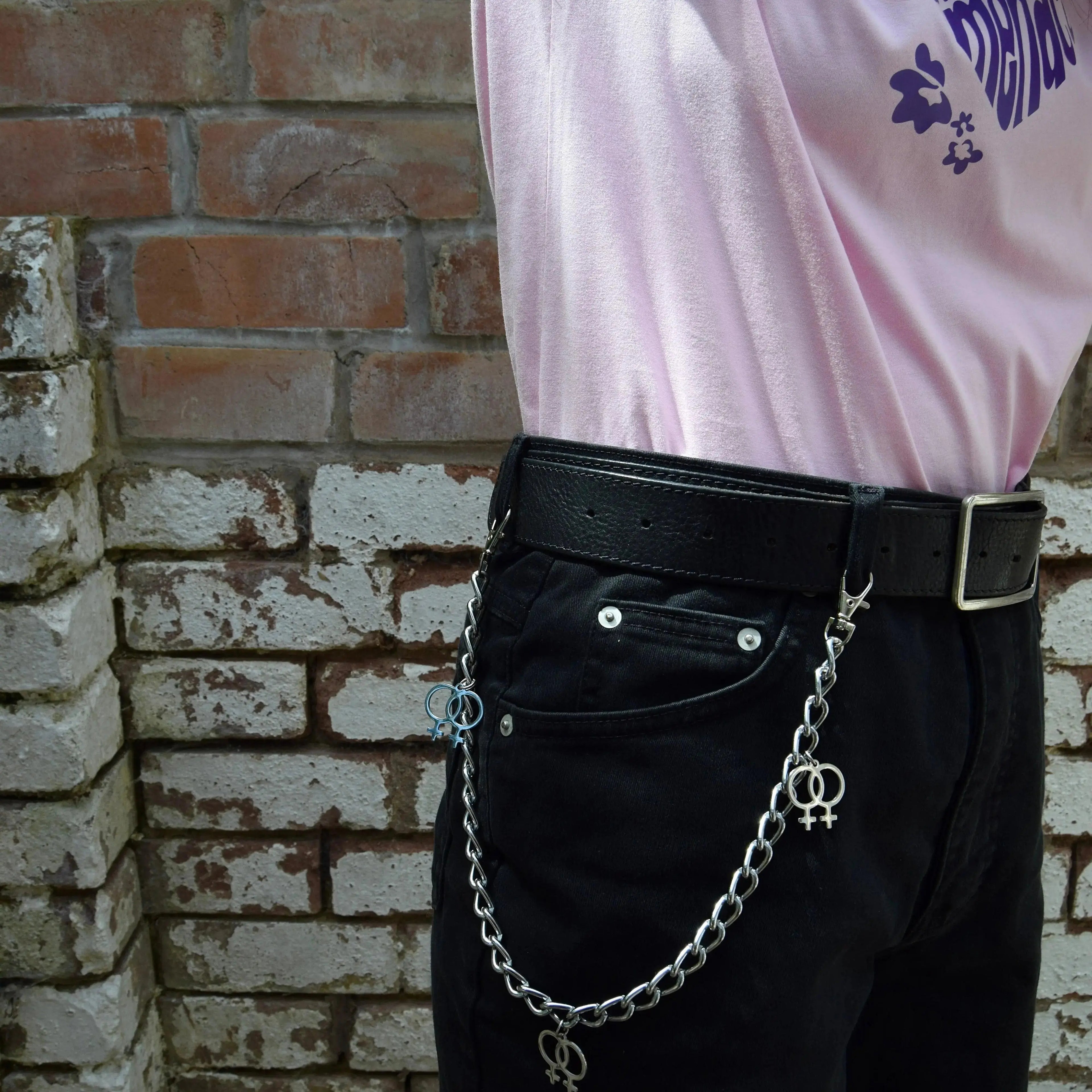 Jean chain with multiple Double Venus symbol charms Leftbians