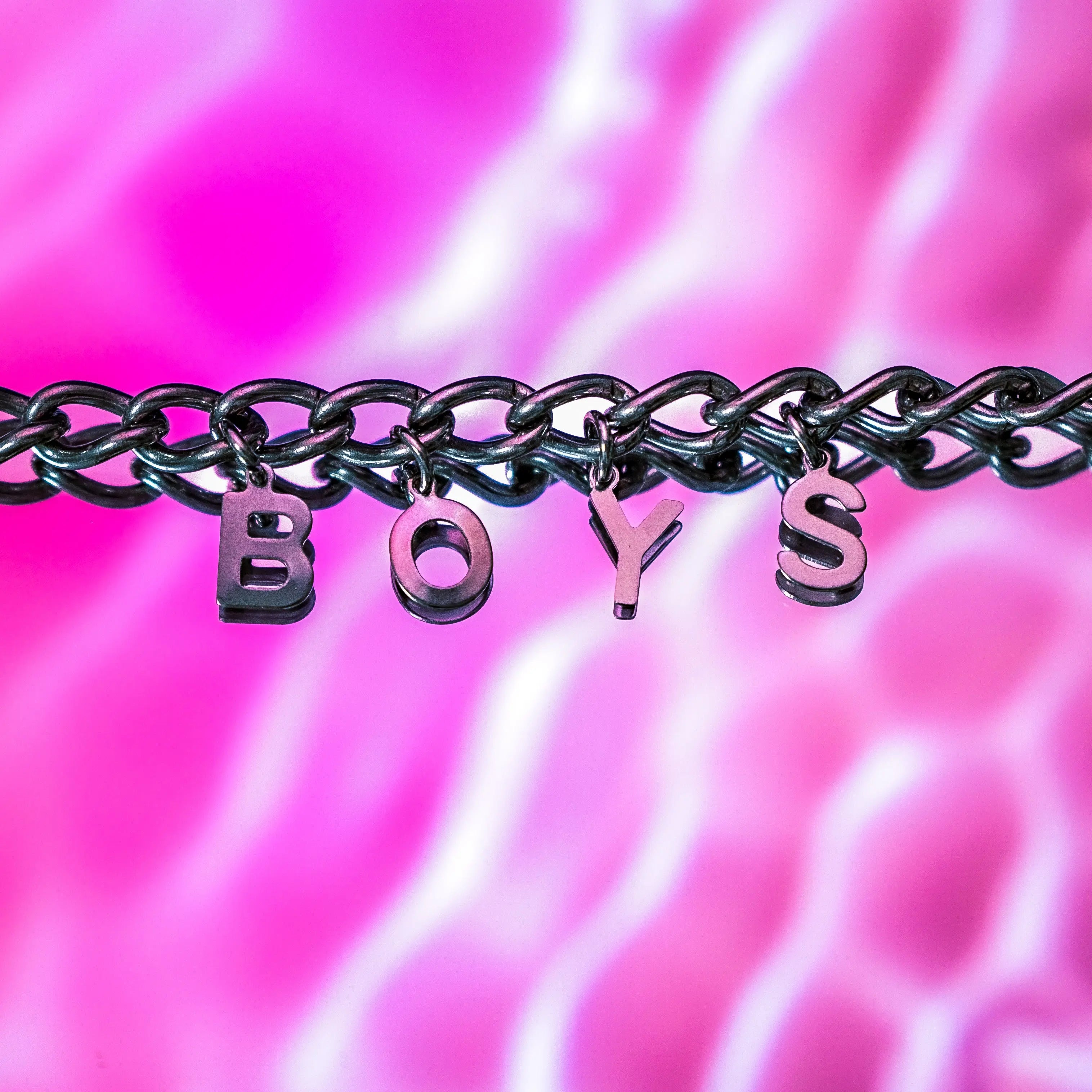 BOYS letter charm chain in stainless steel Leftbians