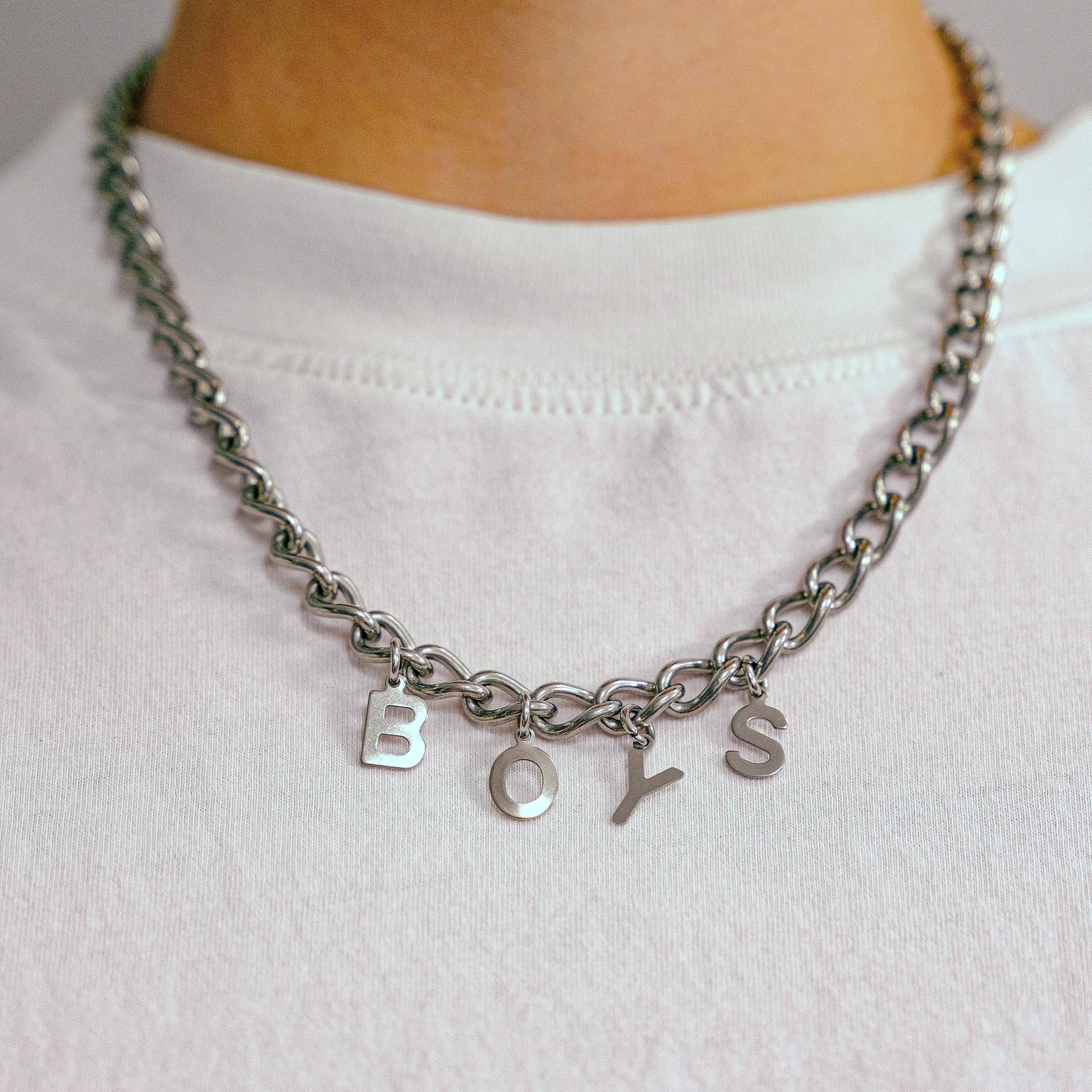 BOYS letter charm chain in stainless steel Leftbians