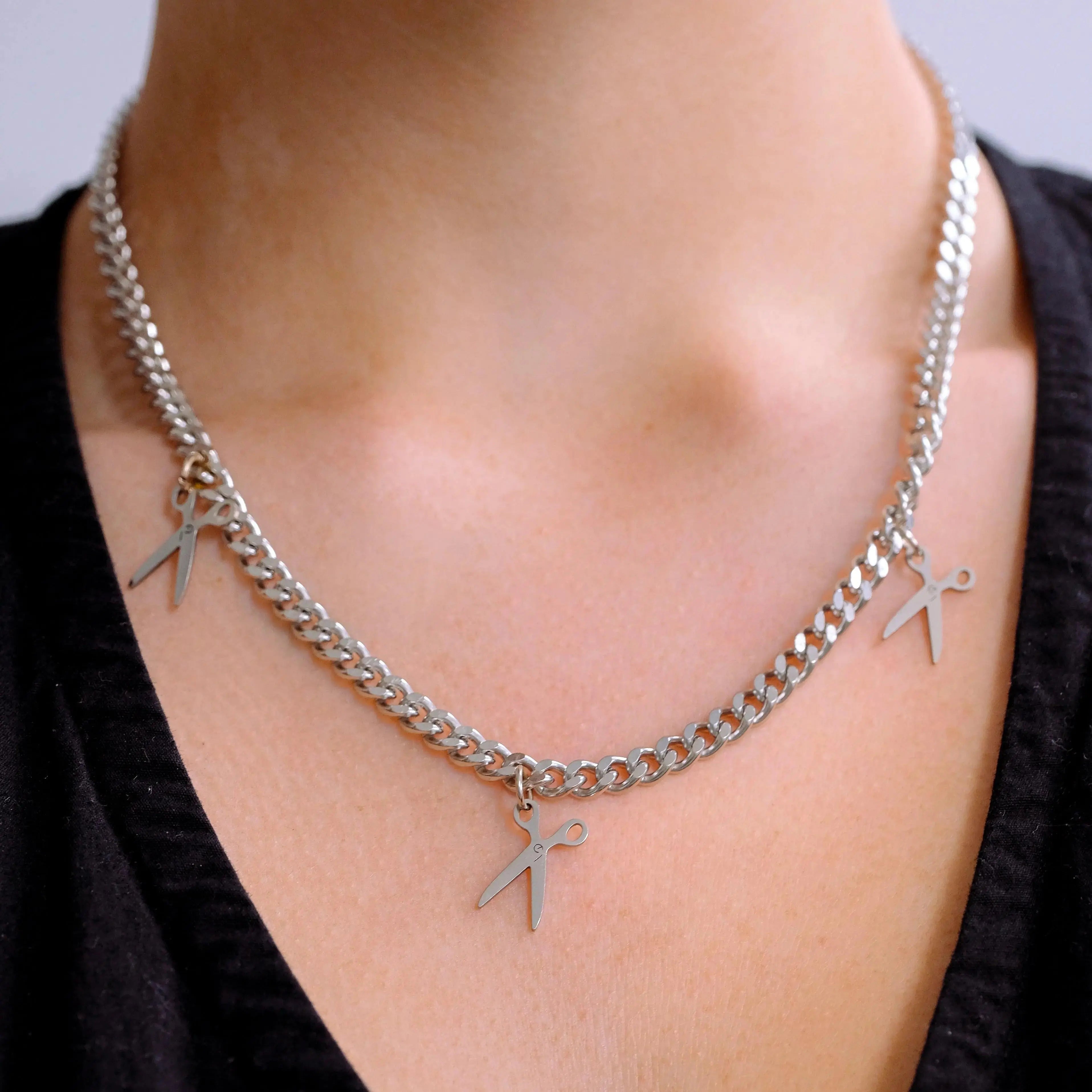 Multi scissor charm chain in stainless steel Leftbians