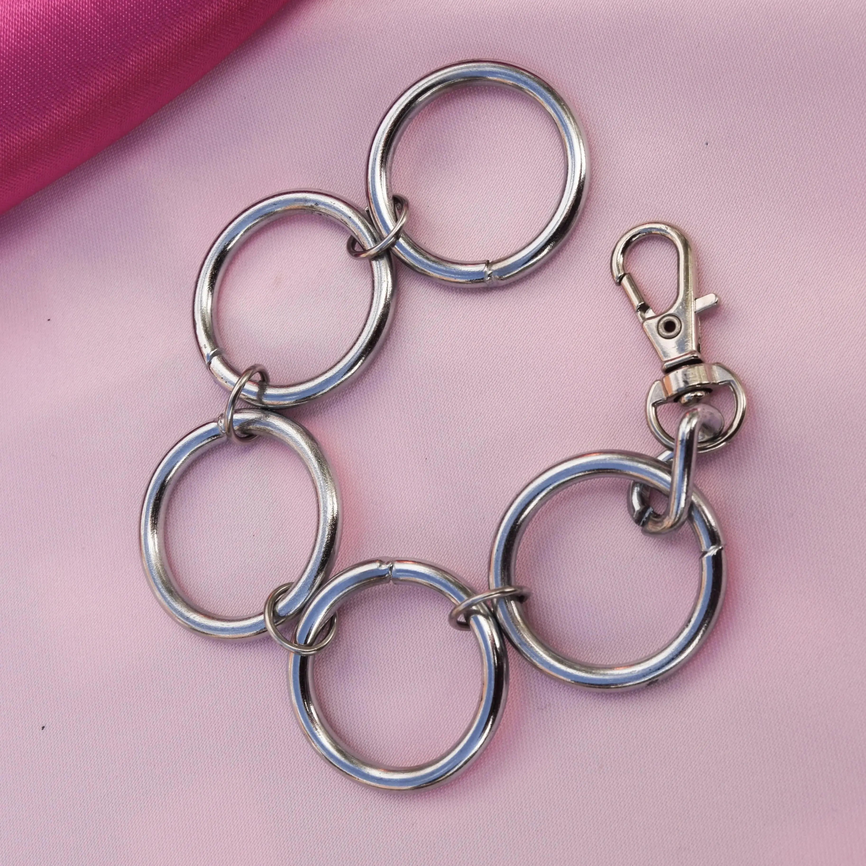 Multiple O ring chunky bracelet Leftbians