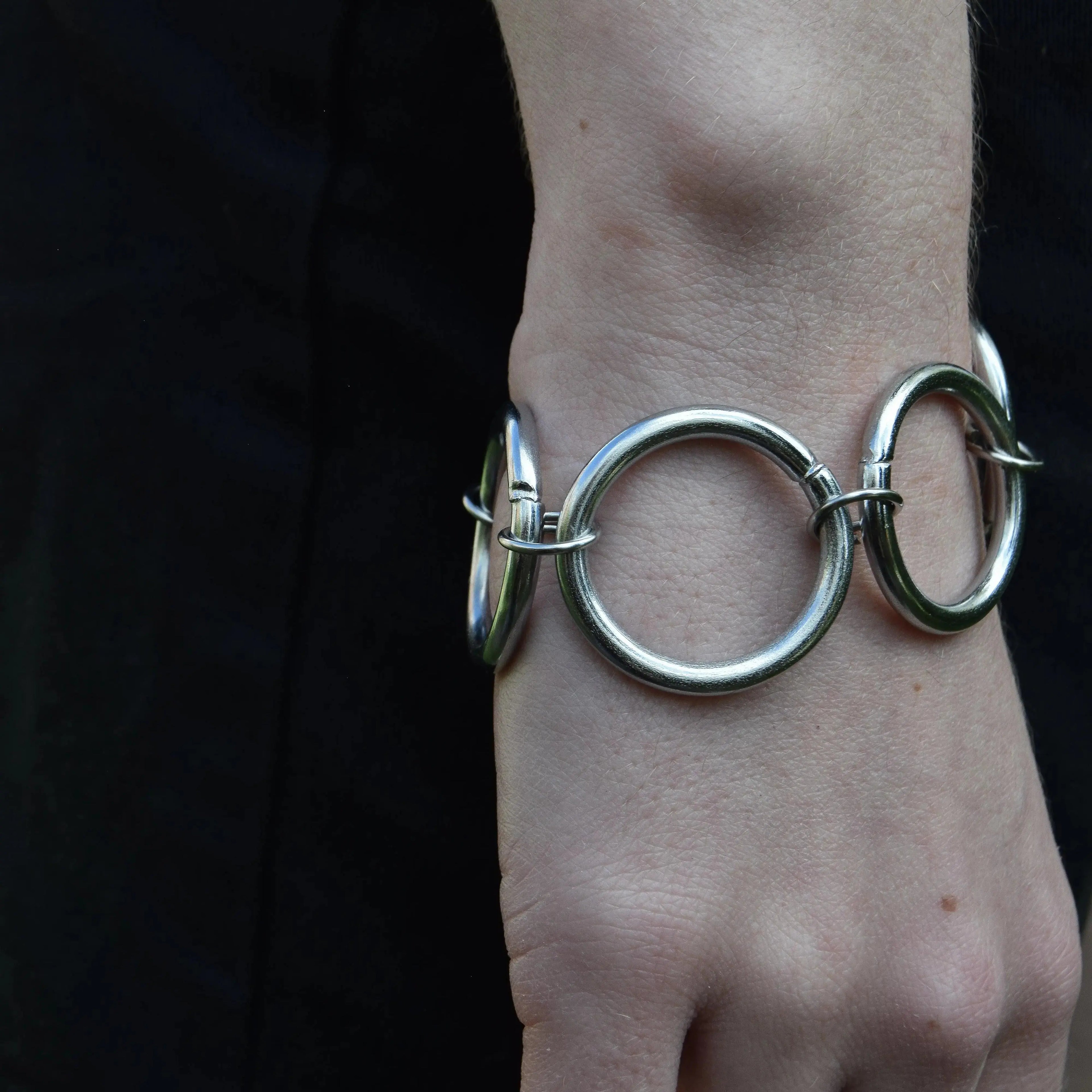 Multiple O ring chunky bracelet Leftbians