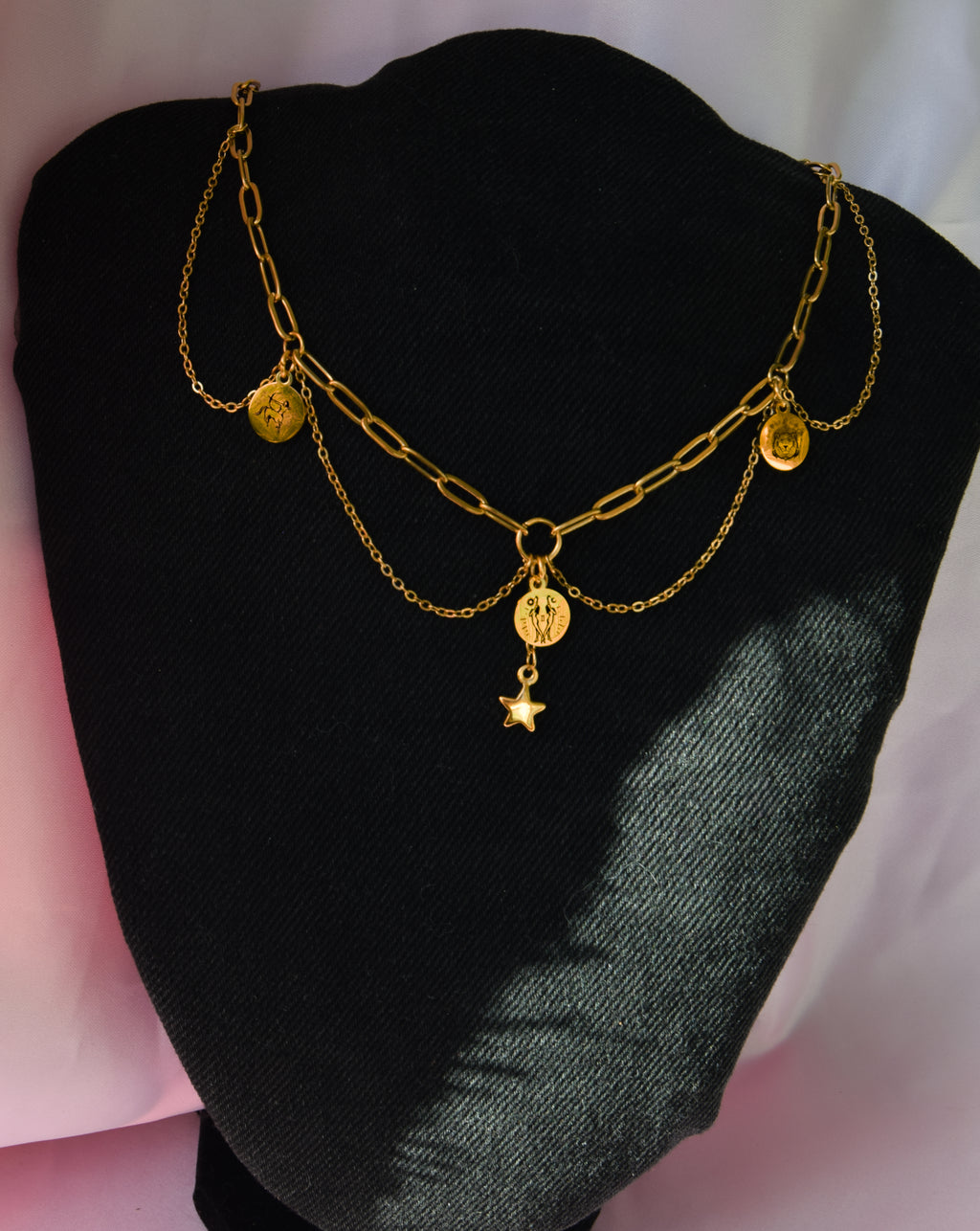 Gold Big Three Engraved Star Sign Necklace in 304 Stainless Steel