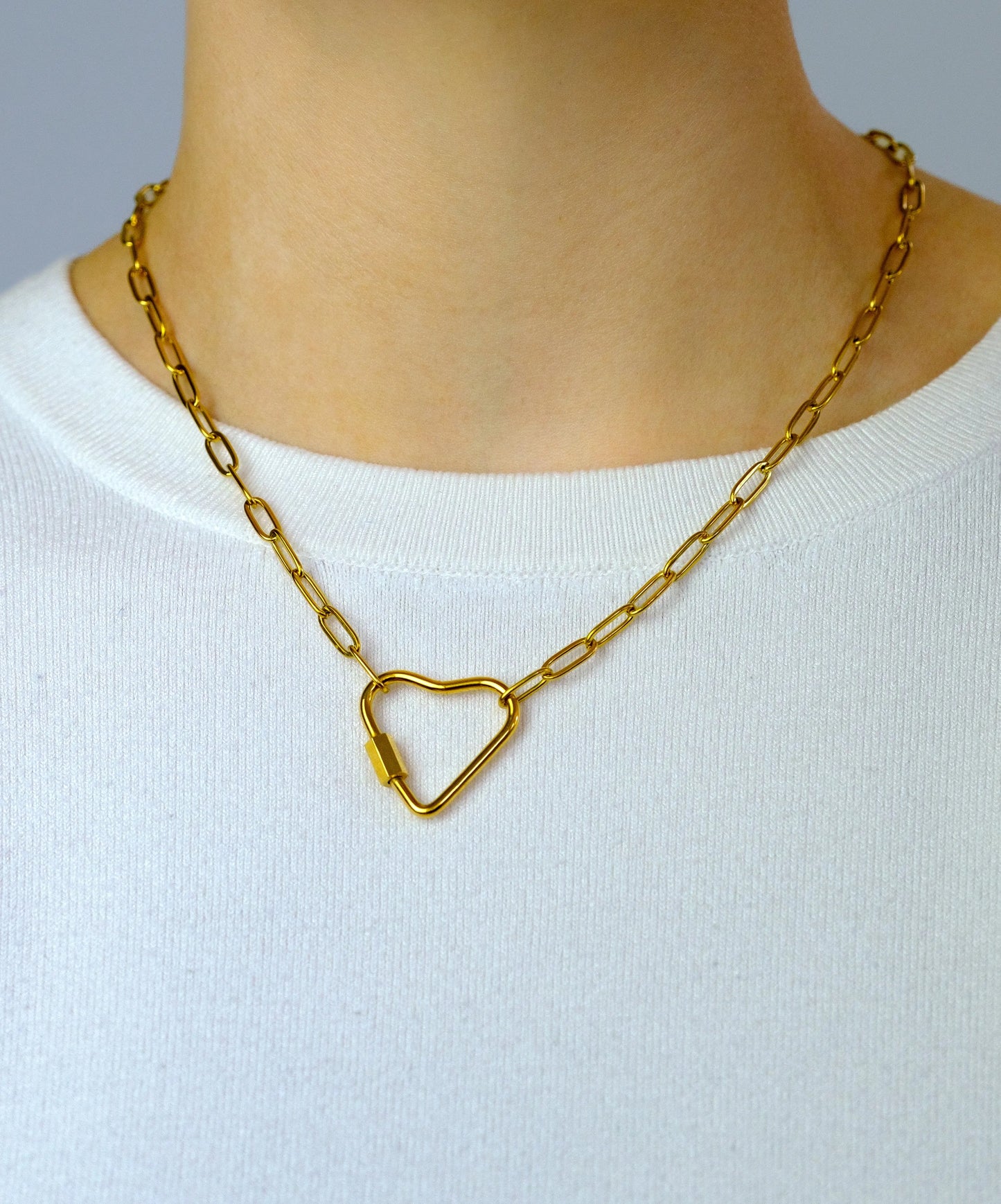 Gold heart carabiner necklace in 304 stainless steel Leftbians