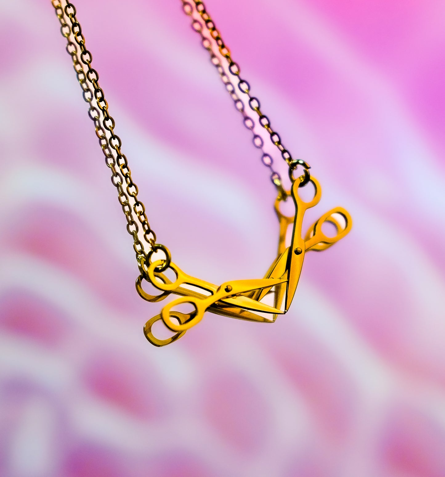 Gold Scissor necklace in 304 stainless steel