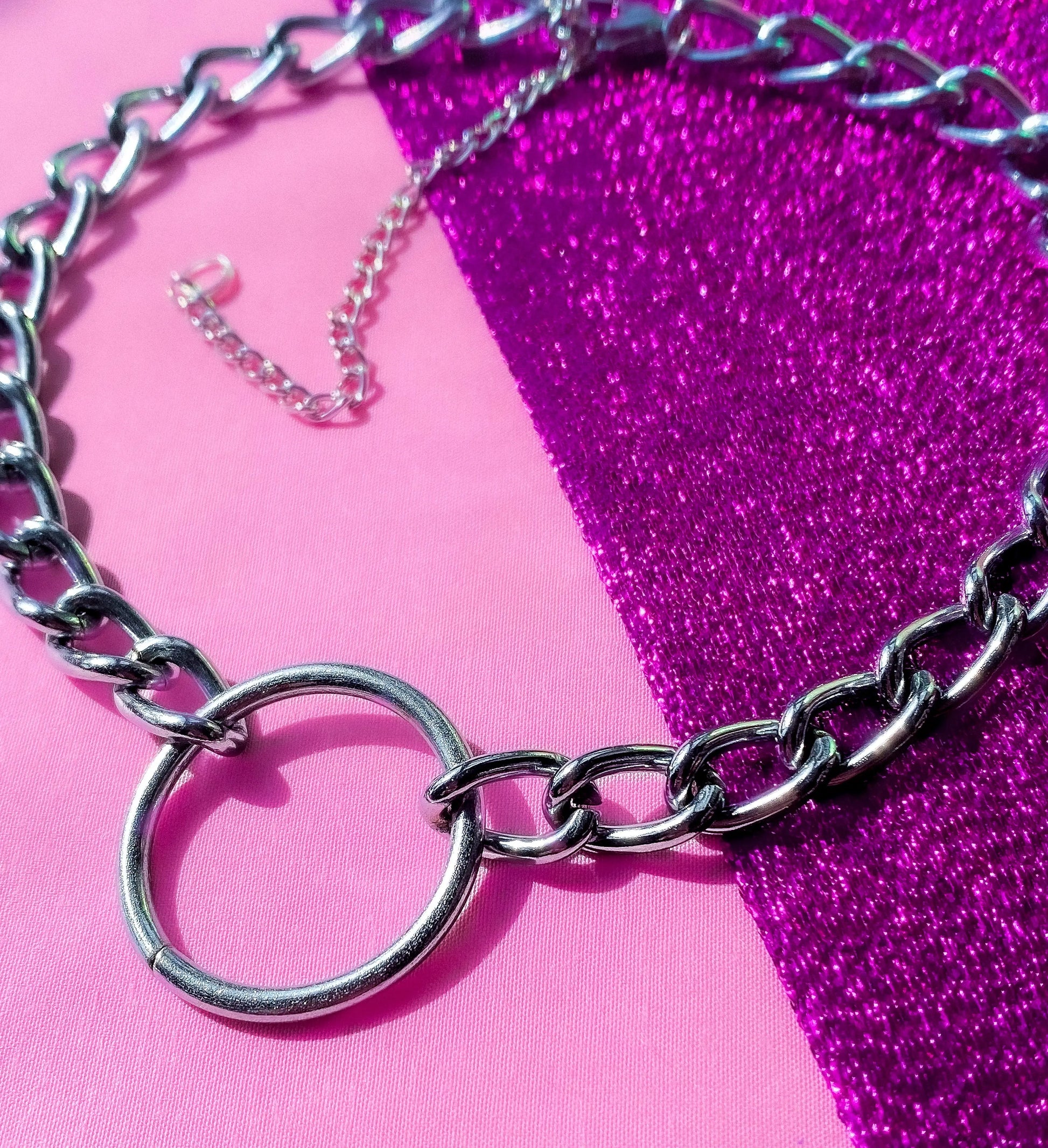 O ring chain choker necklace Leftbians