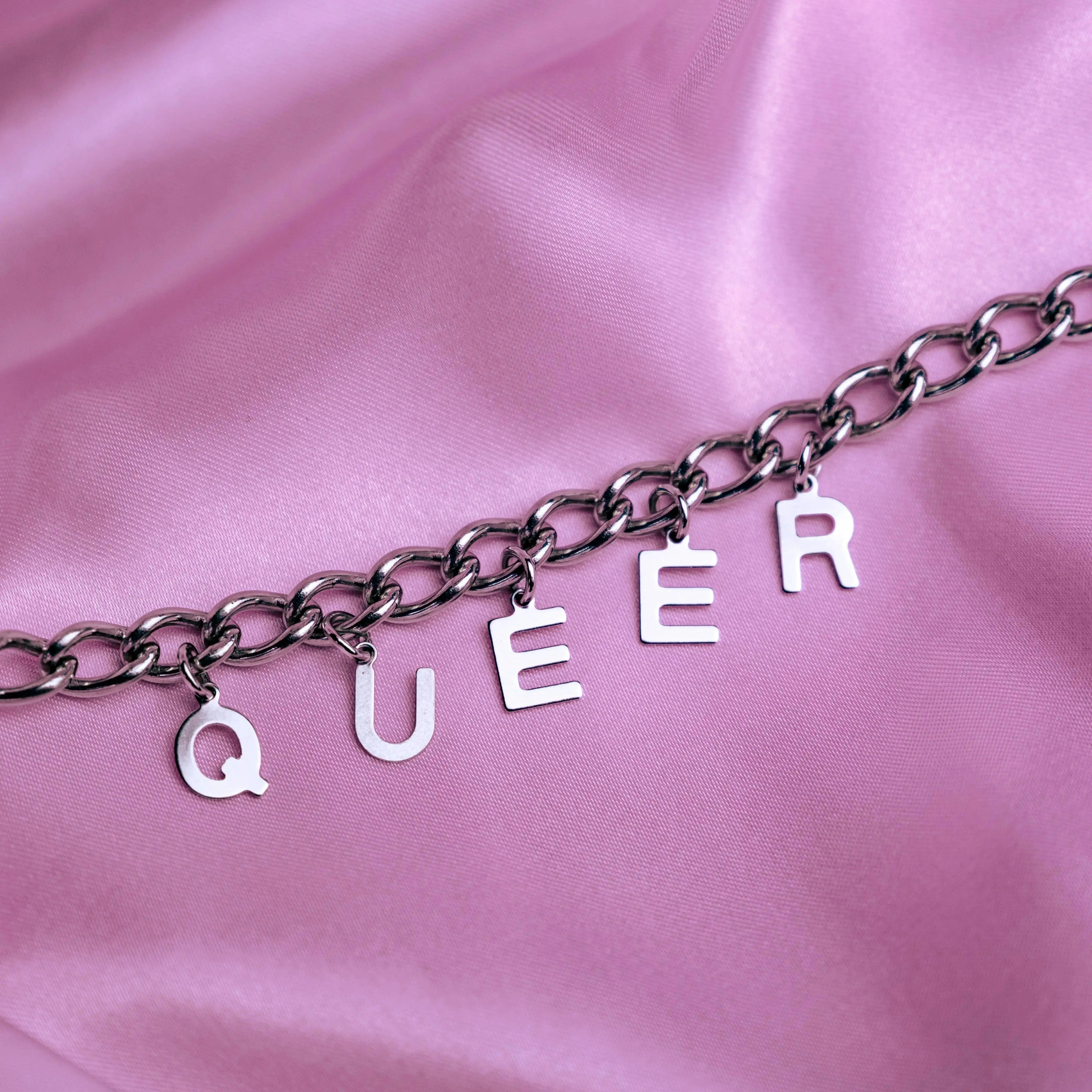 QUEER letter charm chain in stainless steel Leftbians