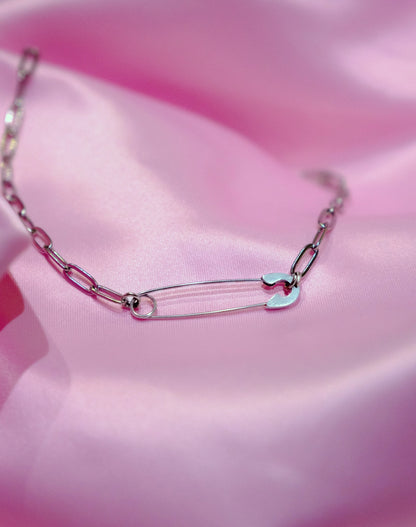 Safety pin necklace in 304 stainless steel Leftbians
