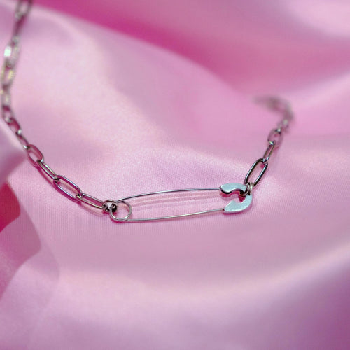 Safety pin necklace in 304 stainless steel Leftbians