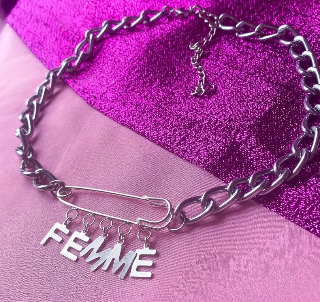 Femme kilt pin chunky chain choker necklace Leftbians