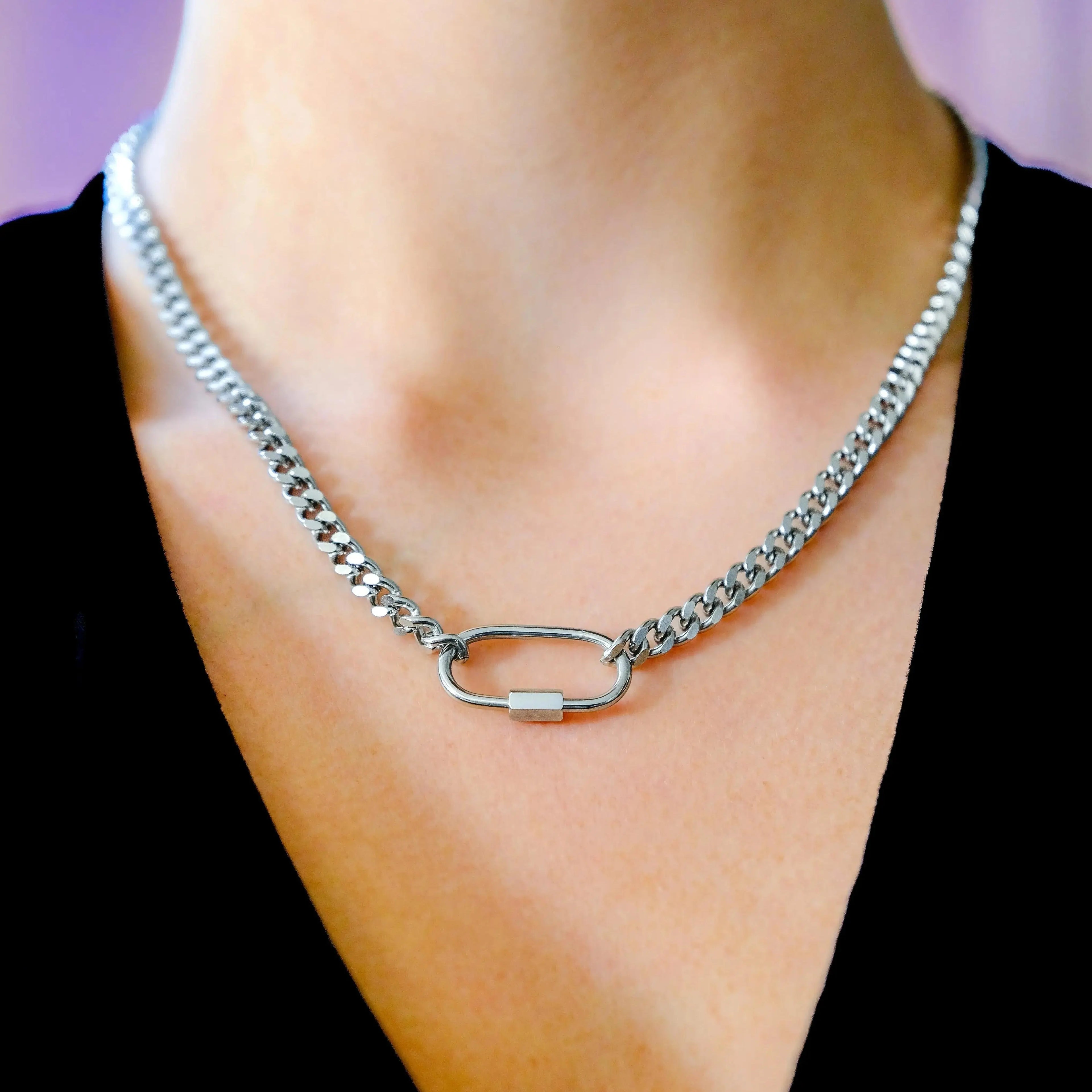 Chunky silver carabiner chain necklace in 304 stainless steel Leftbians
