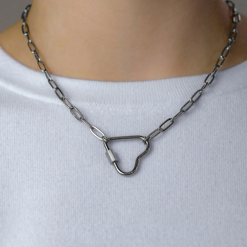 Silver heart carabiner necklace in 304 stainless steel Leftbians