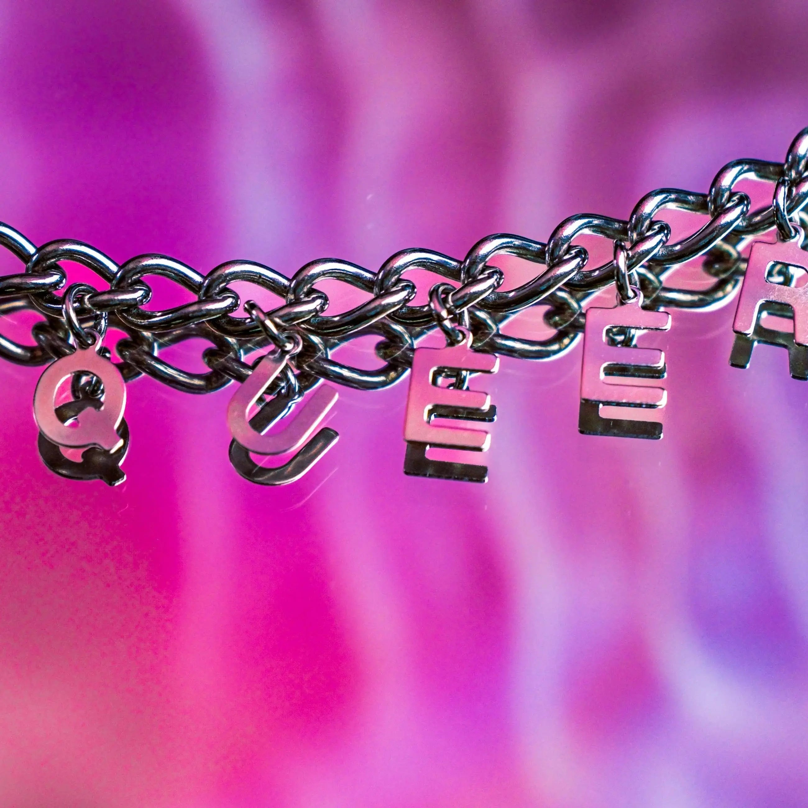 QUEER letter charm chain in stainless steel Leftbians