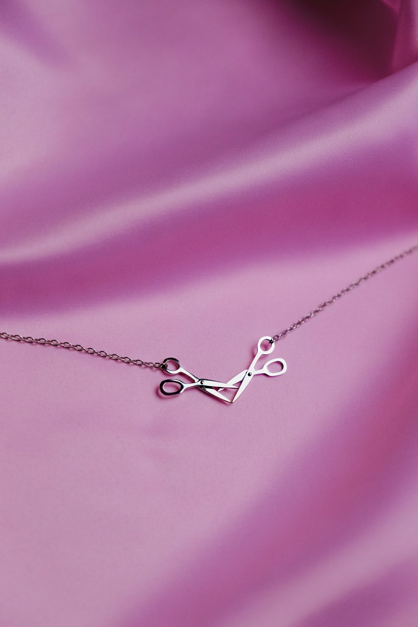 Scissor necklace in 304 stainless steel