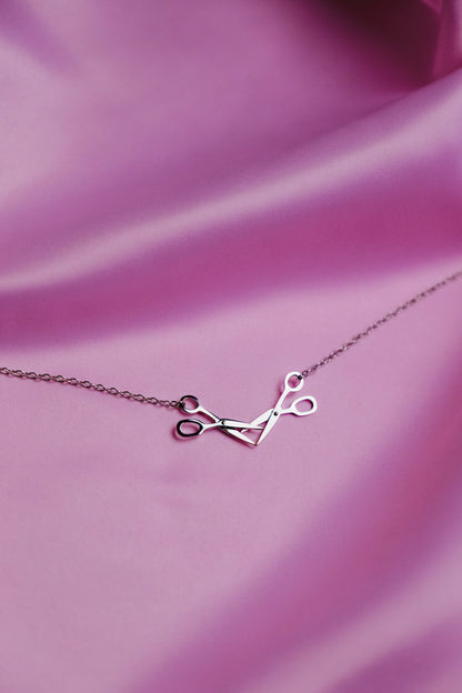 Scissor necklace in 304 stainless steel