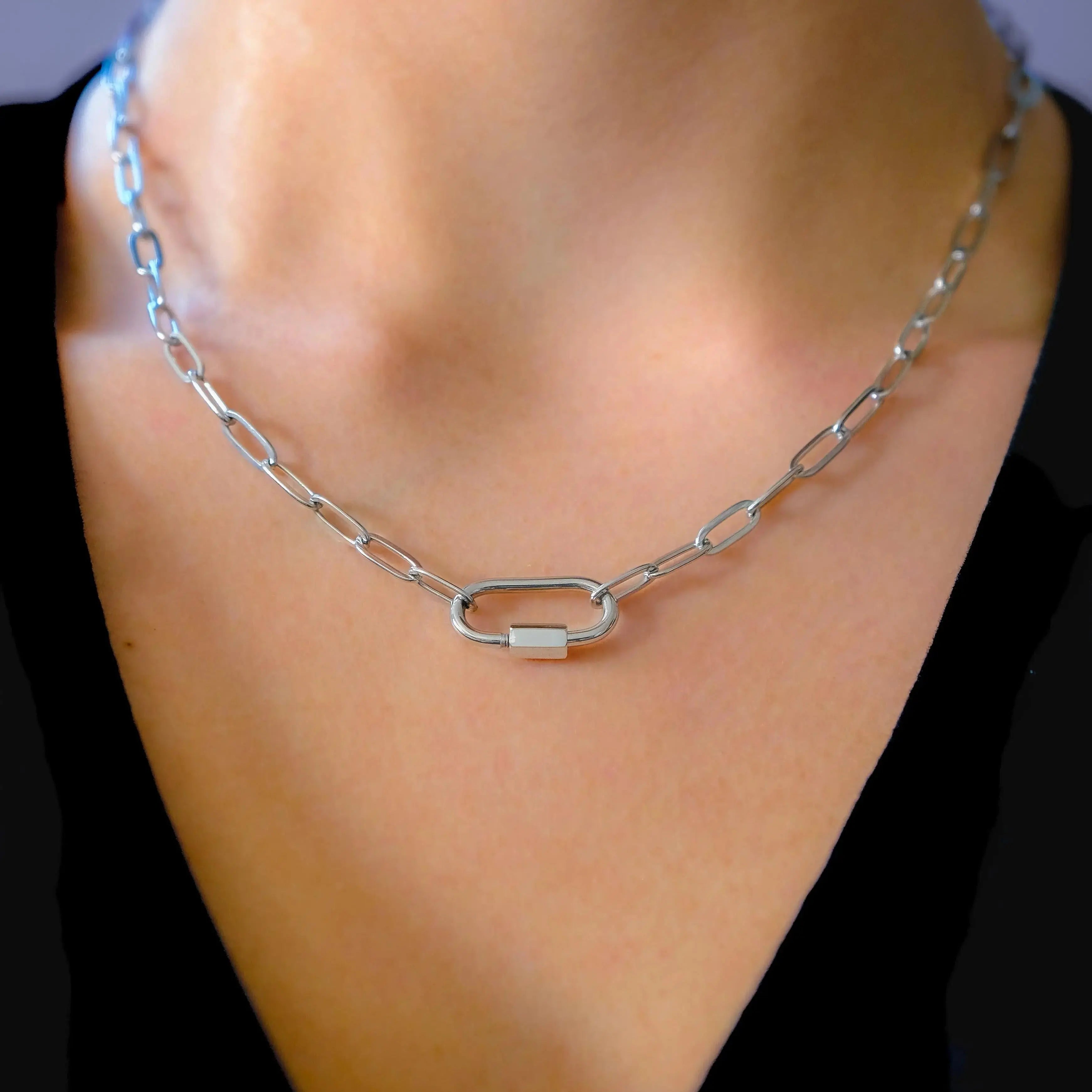 Silver carabiner paperclip chain necklace in 304 stainless steel Leftbians
