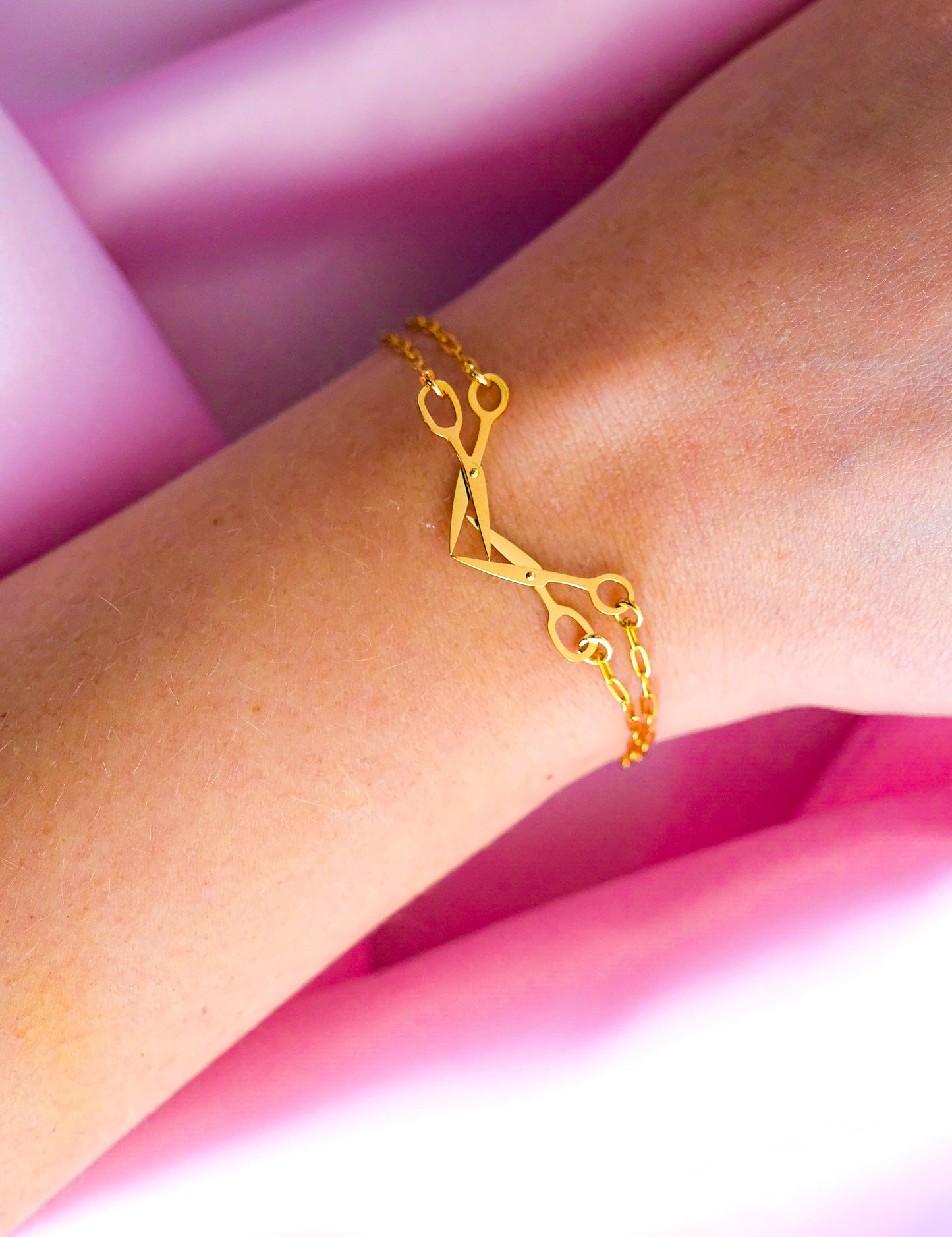 Gold Scissor bracelet in 304 stainless steel