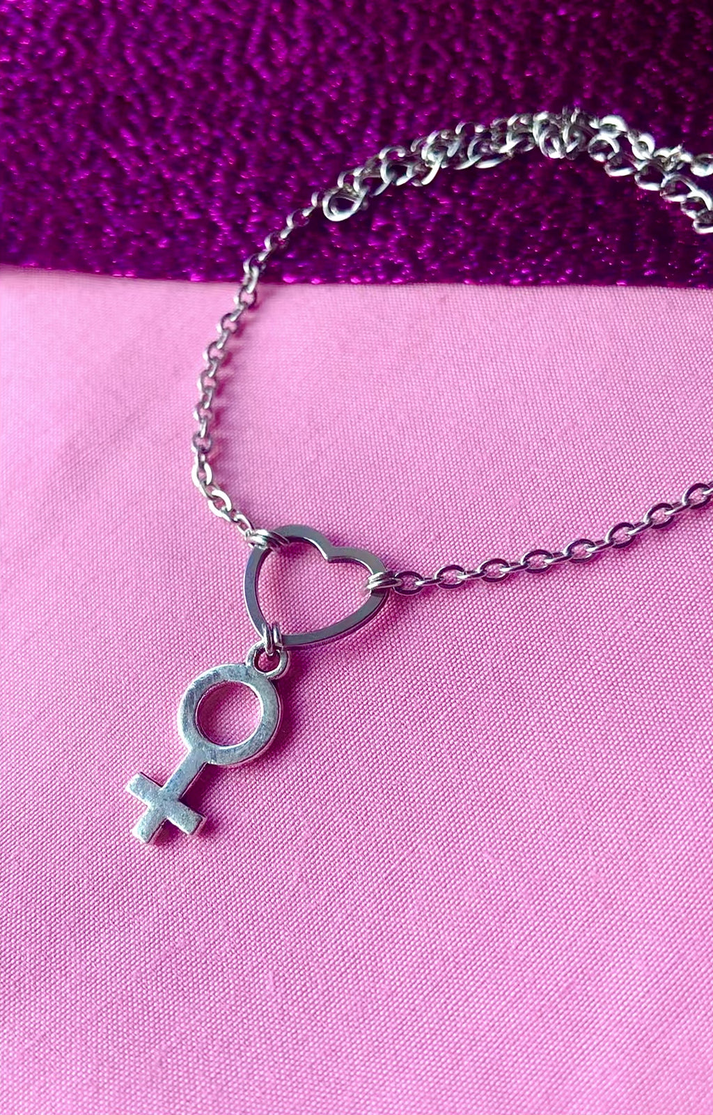 Heart and Venus symbol charm bracelet