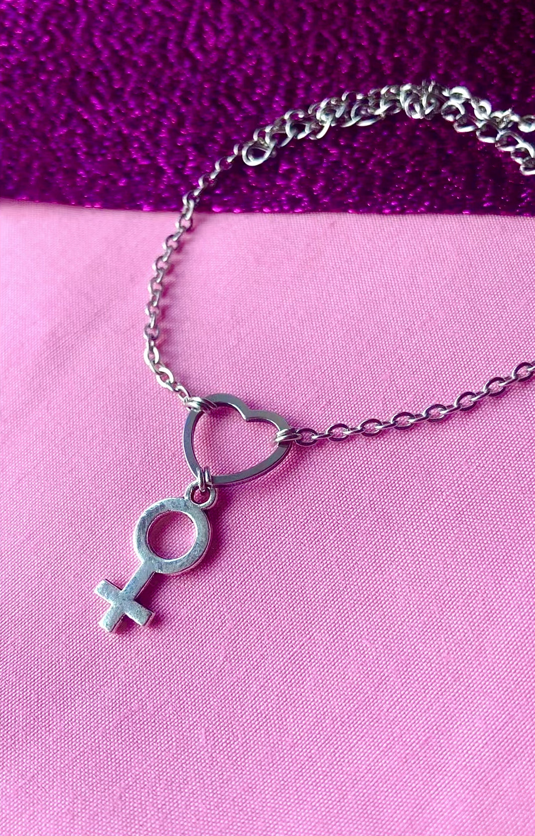 Heart and Venus symbol charm bracelet