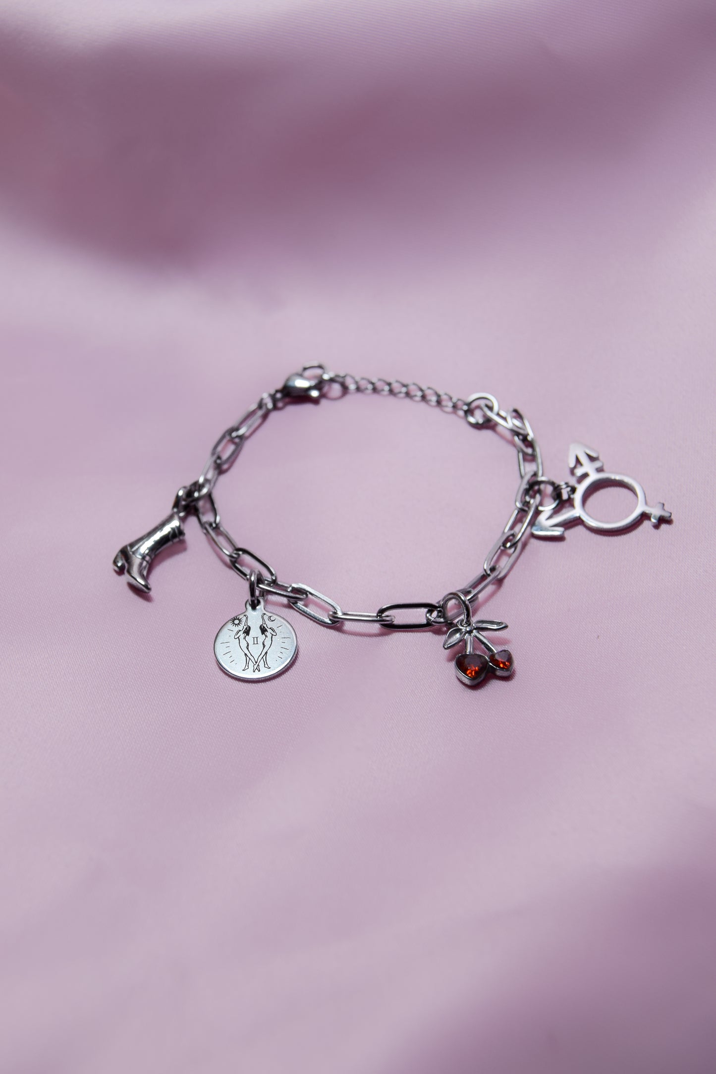 Silver charm bracelet in 304 stainless steel