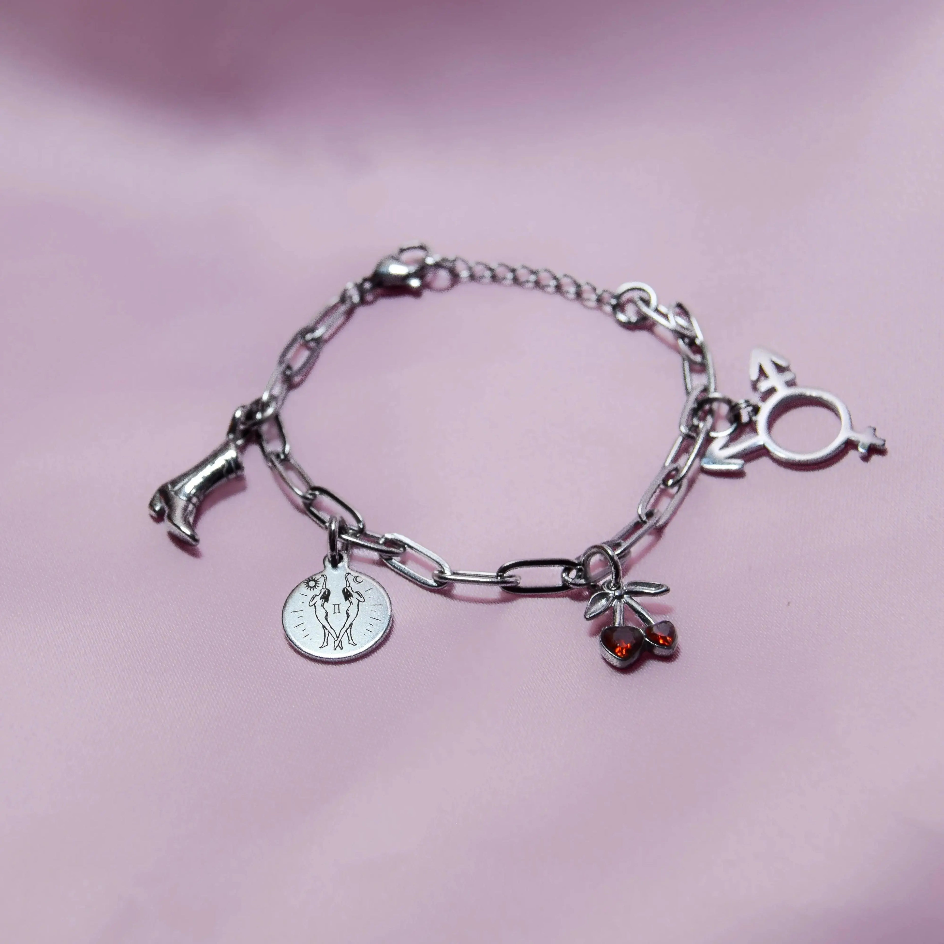 Silver charm bracelet in 304 stainless steel Leftbians